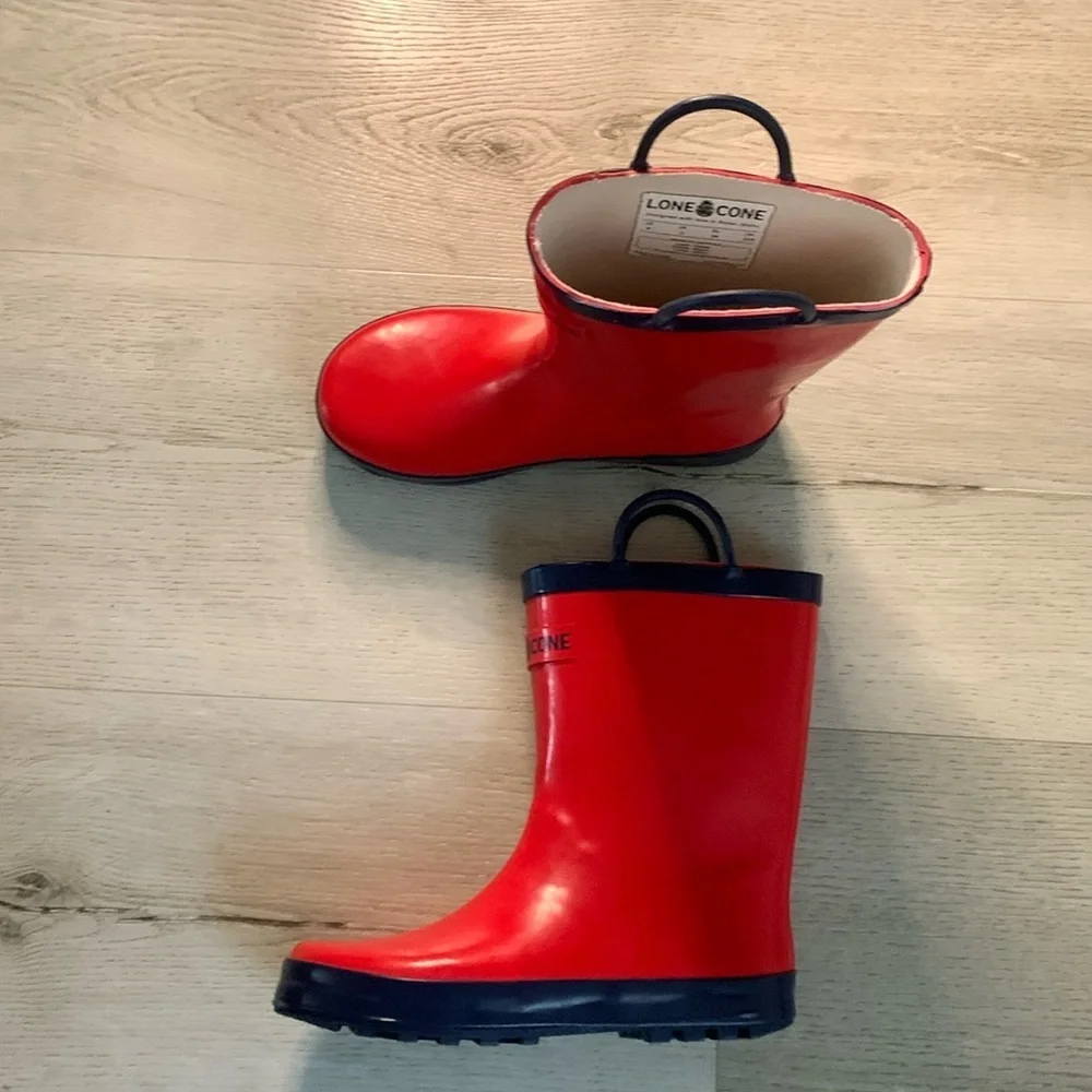 Line Cone Red Rubber‎ Boots Size 4
